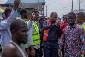 Lire la suite à propos de l’article Kinshasa : Le député Kebongo réhabilite la route Pelende par autofinancement
