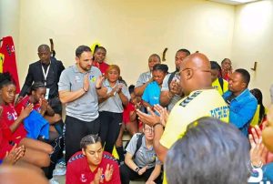 Lire la suite à propos de l’article Handball -CAN féminine : Félix Tshisekedi encourage les léopards dames après leur élimination de la compétition