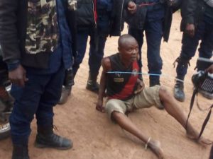 Lire la suite à propos de l’article Rébellion Kamwina Nsapu : 7 ans après, la police arrête l’ex-chef milicien responsable des décapitations des inspecteurs de l’enseignement