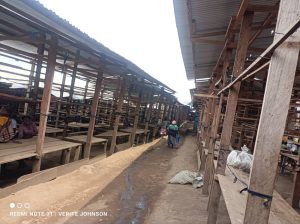 Lire la suite à propos de l’article Bunia : Les vendeuses du marché central en colère contre la confiscation de leurs étalages