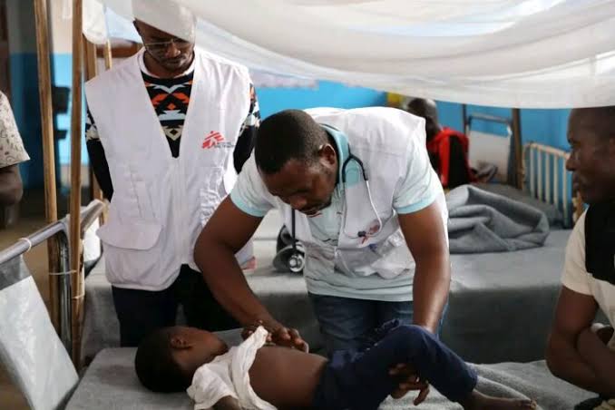 Lire la suite à propos de l’article Kwango : Une épidémie d’origine inconnue fait 67 morts à Panzi