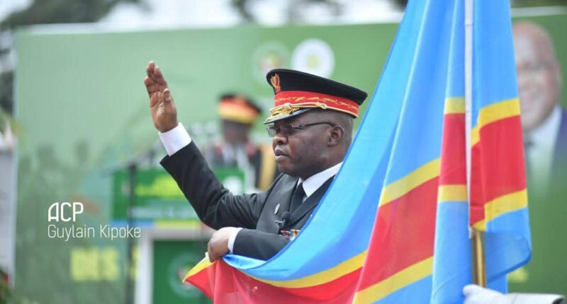 Lire la suite à propos de l’article RDC : Le Lieutenant-Général Jules Banza Mwilambwe officiellement installé Chef d’État-major des FARDC