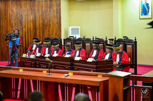Lire la suite à propos de l’article Contentieux électoral à Masimanimba et Yakoma : l’arrêt de la Cour constitutionnelle attendu pour ce 20 janvier