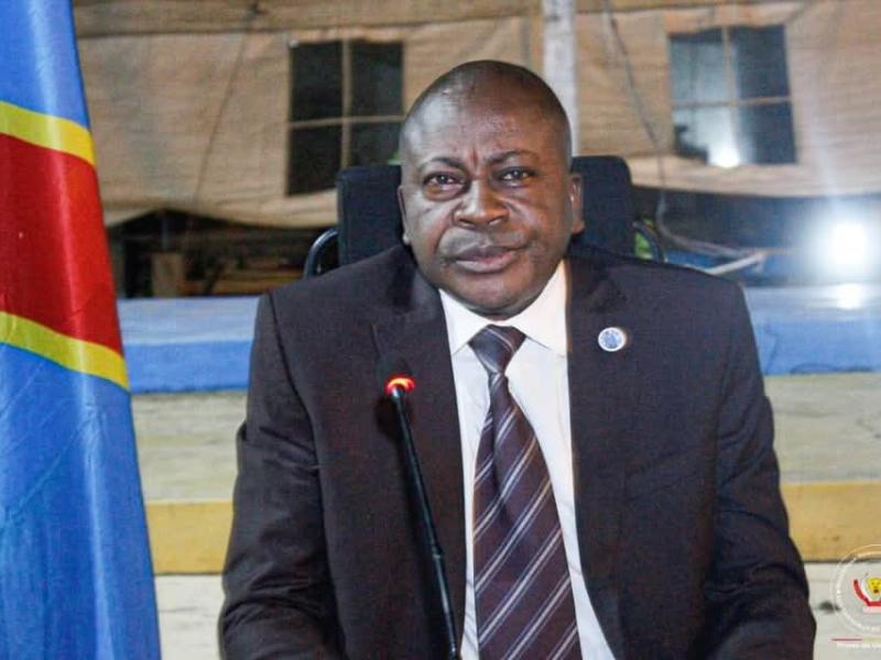Lire la suite à propos de l’article Kasaï-Central : le gouverneur Kambulu rappelé à Kinshasa par le VPM de l’intérieur 