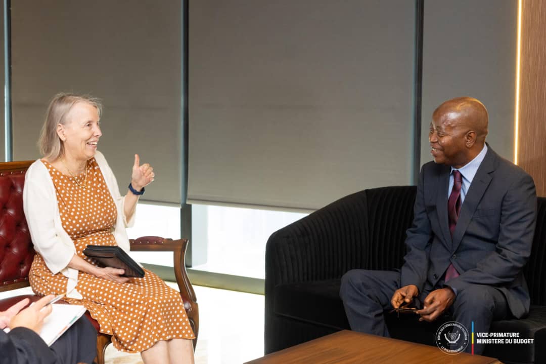 Lire la suite à propos de l’article RDC – USA : Adolphe Muzito et Lucy Tamlyn échangent sur le climat des affaires et les investissements