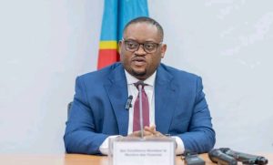 Lire la suite à propos de l’article Contentieux fiscal en RDC : Doudou Fwamba présente une réforme en faveur d’un climat économique sécurisé pour les entreprises