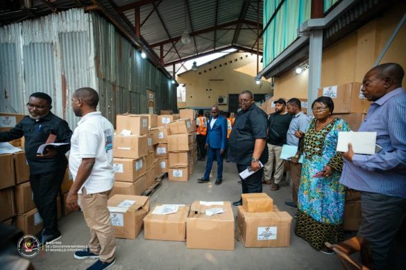 Lire la suite à propos de l’article RDC : Les bulletins scolaires 2024-2025 enfin disponibles à Kinshasa et au Kongo Central
