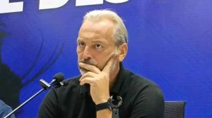 Lire la suite à propos de l’article Éliminatoires Mondial 2026 : après la défaite face au Sénégal, Desabre exhorte les Congolais à « y croire jusqu’au bout »