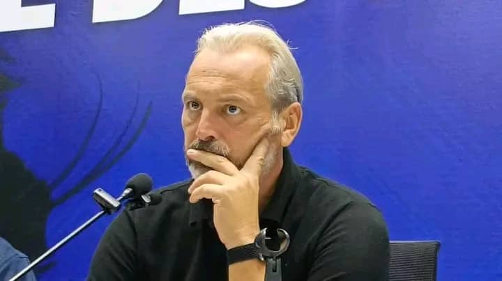 Lire la suite à propos de l’article Éliminatoires Mondial 2026 : après la défaite face au Sénégal, Desabre exhorte les Congolais à « y croire jusqu’au bout »