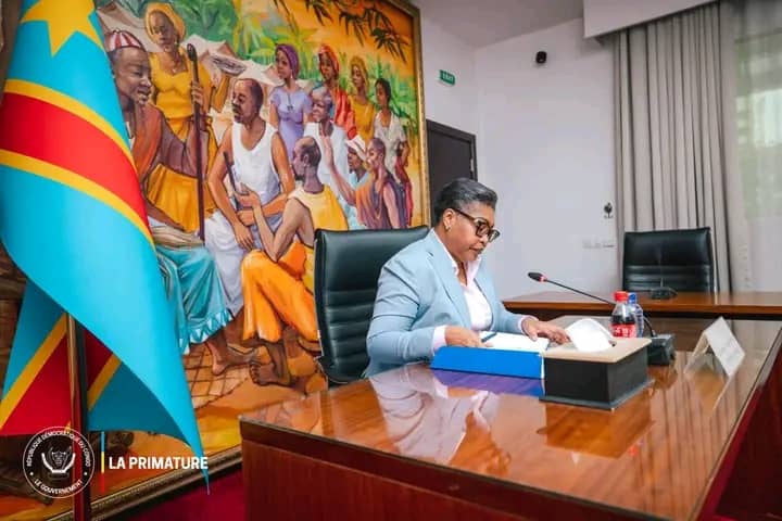 Lire la suite à propos de l’article RDC – Économie : Judith Suminwa en discussions stratégiques avec le FMI avant la revue d’octobre