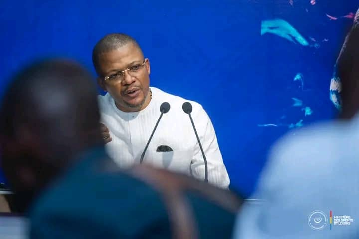 Lire la suite à propos de l’article Stade des Martyrs : Didier Budimbu promet des sanctions après les violents incidents