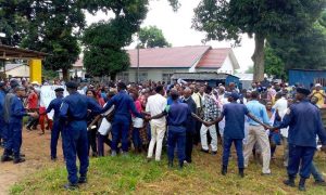Lire la suite à propos de l’article Lomami : seuls les diplômés désormais éligibles pour intégrer la police, prévient le Major Patrick Kiatenda