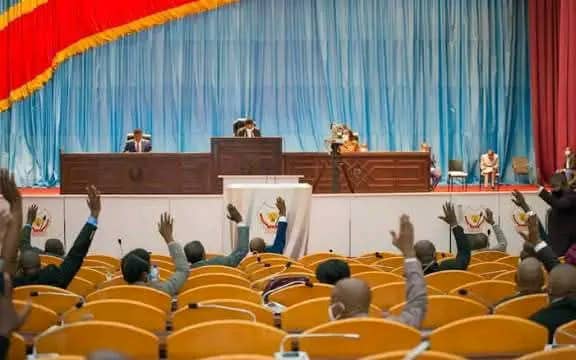 Lire la suite à propos de l’article RDC : l’Assemblée nationale dépêche une mission d’assistance aux victimes des massacres de Ntoyo et Mbau