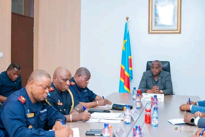Kinshasa : l’armée en renfort pour fluidifier la circulation