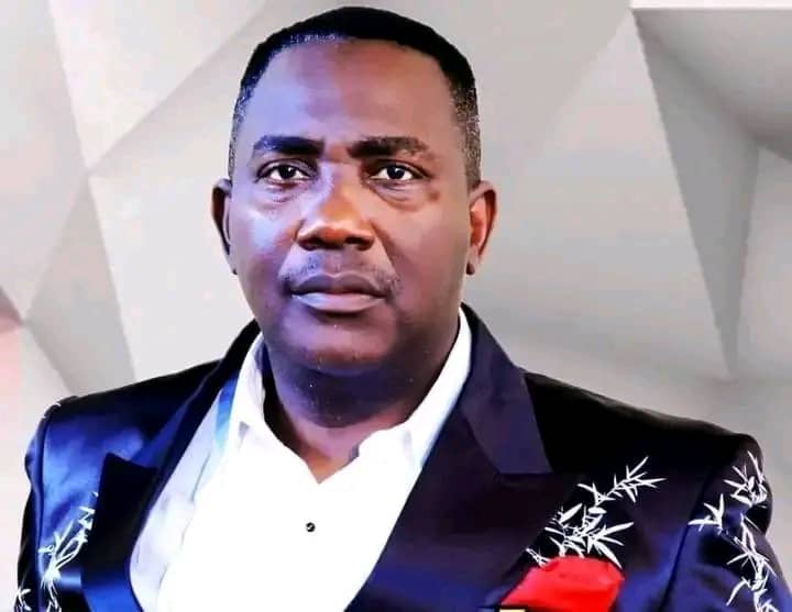 Lire la suite à propos de l’article RDC-Taux de change : Gode Mpoyi expose la mécanique du faux-semblant