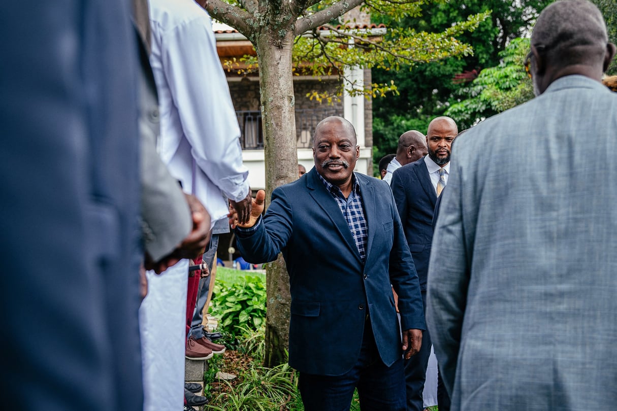 Interpellation de Seth Kikuni : le mouvement « Sauvons la RDC » de Joseph Kabila exige sa libération immédiate