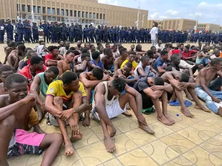 Kinshasa : face à la recrudescence des braquages, le gouvernement renforce l’opération policière “Ndobo”