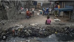 Lire la suite à propos de l’article Journée mondiale de la pauvreté : 72,9 % de la population Congolaise Vit avec Moins de 2,15 $ par jour