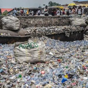Lire la suite à propos de l’article Insalubrité à Kinshasa : Félix Tshisekedi lance un appel à l’action