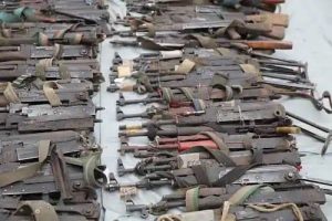 Lire la suite à propos de l’article RDC : huit caches d’armes démantelées par les FARDC dans le territoire de Djugu