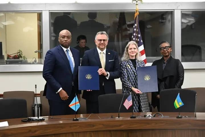 Lire la suite à propos de l’article RDC-Rwanda : signature d’un cadre d’intégration économique régionale sous supervision américaine