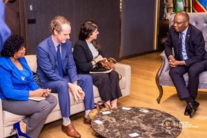 Lire la suite à propos de l’article RDC : le ministère de la justice et Human Rights Watch unissent leurs forces contre l’impunité