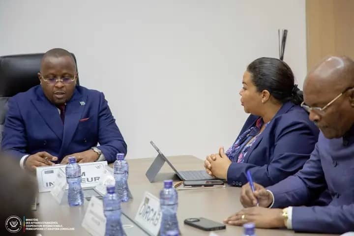 Lire la suite à propos de l’article MONUSCO : La RDC discute de l’avenir du mandat avec une délégation française à Kinshasa
