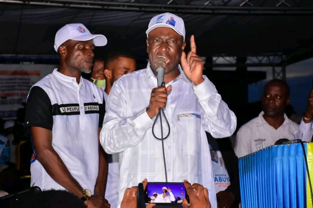 Lire la suite à propos de l’article Diplomatie présidentielle et enjeux internes au menu d’une communication de l’UDPS ce samedi