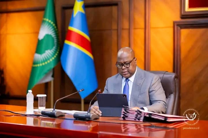 Lire la suite à propos de l’article RDC : Tshisekedi instaure une journée unique pour honorer les héros nationaux et les figures emblématiques