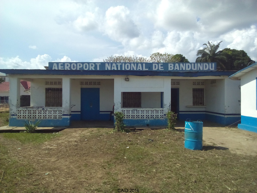 You are currently viewing RDC : le Gouvernement accélère la réhabilitation des aéroports de Bandundu et Kikwit