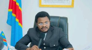 Lire la suite à propos de l’article Tshopo : le gouverneur instruit au respect de l’environnement à Kisangani