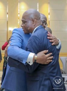 Lire la suite à propos de l’article RDC : Fayulu évoqué pour la Primature après une rencontre avec Tshisekedi à Washington