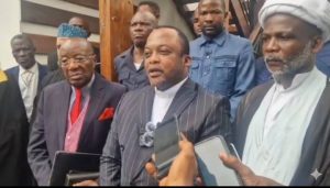 Lire la suite à propos de l’article Dialogue national : Dodo Kamba affiche son optimisme après un échange avec Jean-Marc Kabund