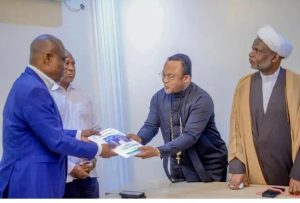 Lire la suite à propos de l’article RDC : le CIC consulte Martin Fayulu sur la mise en place d’une commission Vérité et Réconciliation