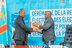 Lire la suite à propos de l’article RDC : la CENI transmet le fichier électoral 2022 à l’ONIP pour lancer le Fichier général de la population