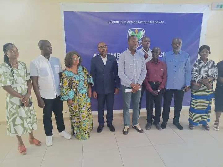 You are currently viewing Kinshasa : l’Assemblée provinciale lance l’identification des occupants illégaux du cimetière de Kintambo