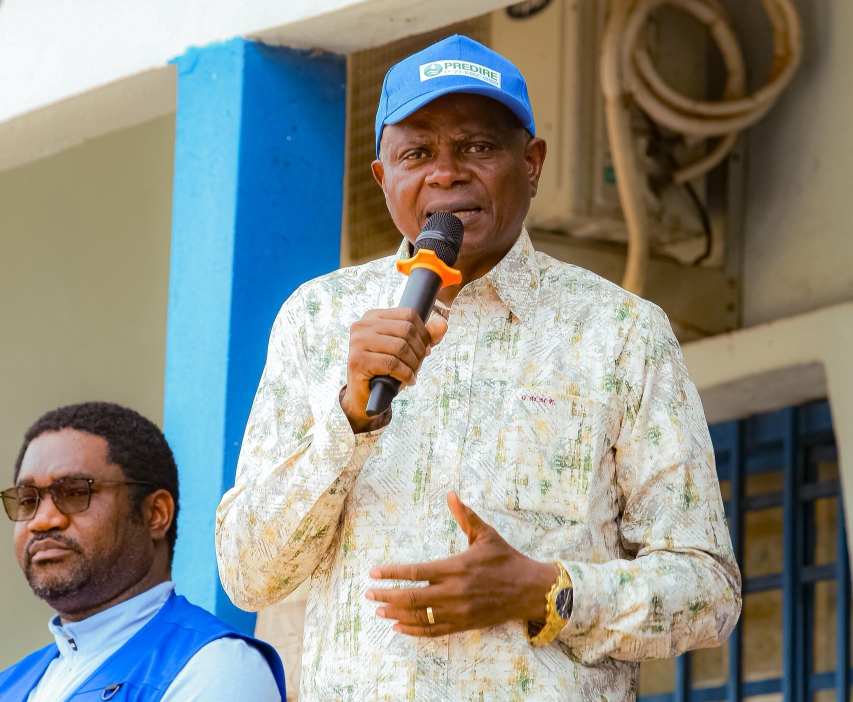 Lire la suite à propos de l’article Gbadolite : Grégoire Mutshail présente l’équipe du PREDIRE pour accélérer l’accès à l’eau potable et aux infrastructures rurales