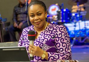 Lire la suite à propos de l’article Micheline Ombae Kalama dévoile le calendrier et le pagne officiel du Mois des droits des femmes 2026