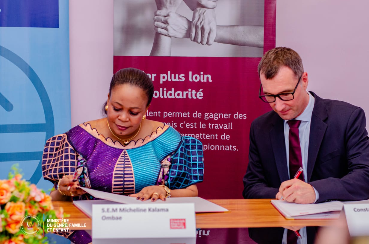 Lire la suite à propos de l’article RDC : le ministère du Genre et la Fondation Friedrich Ebert concluent un partenariat pour renforcer la protection de l’enfant et de la famille