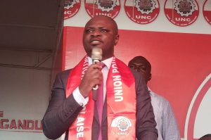 Lire la suite à propos de l’article RDC: l’UNC se désolidarise de propos de Didier Kamerhe et réaffirme son soutien au président Félix Tshisekedi
