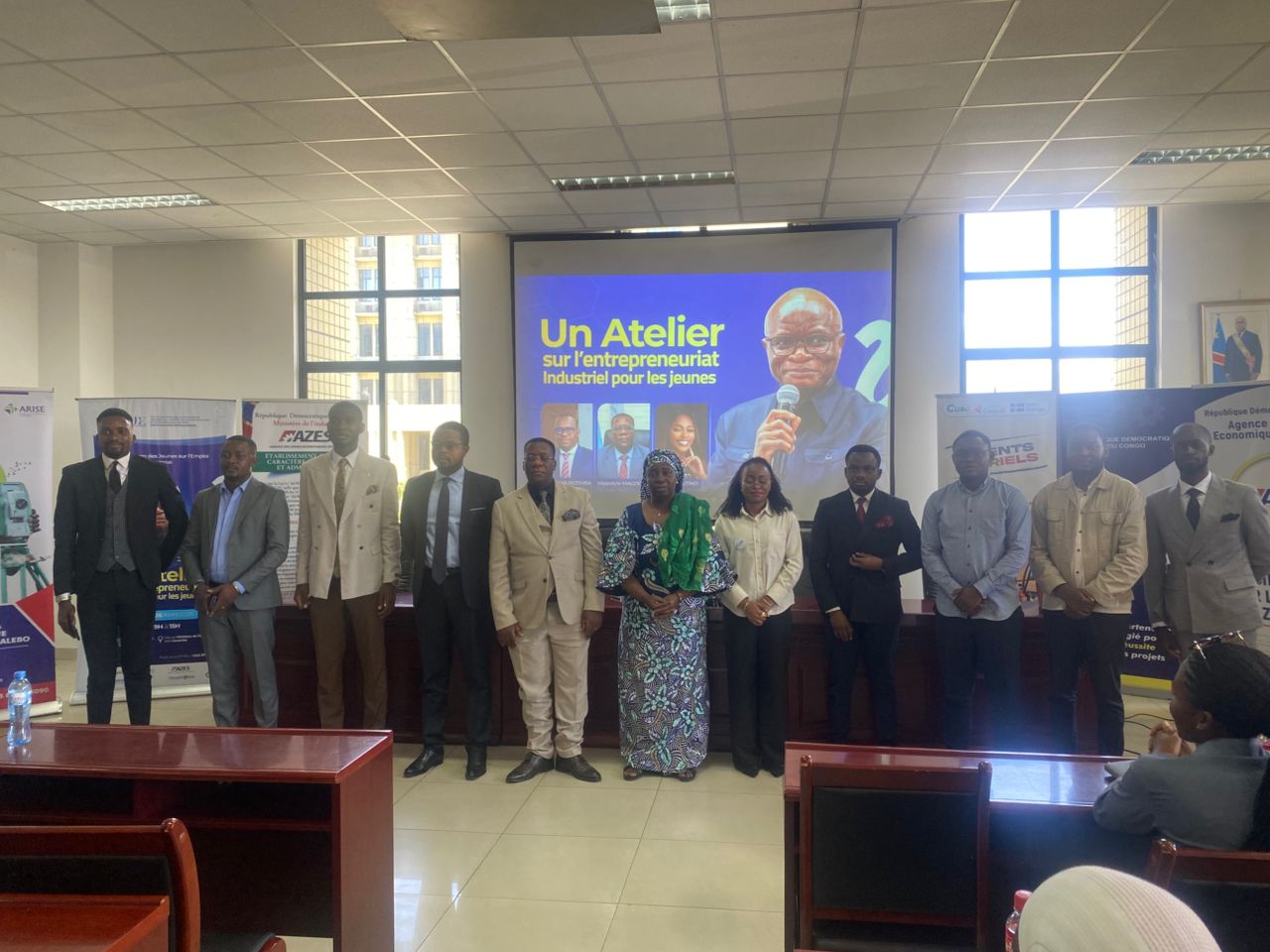 Lire la suite à propos de l’article ‎Kinshasa : un atelier sur l’entrepreneuriat industriel mobilise les jeunes autour des opportunités d’emploi ‎