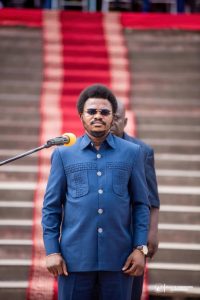 Lire la suite à propos de l’article Conférence des gouverneurs: Paulin Lendongolia plaide pour un échange mensuel téléphonique entre le Président et les gouverneurs