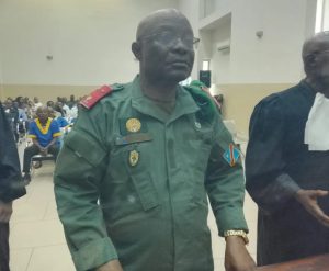 Lire la suite à propos de l’article RDC : le général-major Stasin Luzimu poursuivi pour outrage à supérieur devant la Haute Cour militaire