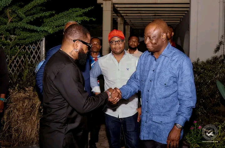 Ferre Gola reçu par Augustin Kabuya Tshilumba : fin de la polémique autour du Chef de l’État