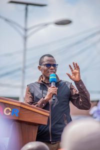 Lire la suite à propos de l’article Pacification du Grand Bandundu : Eliezer Ntambwe salue les progrès du processus et appelle à préserver les acquis