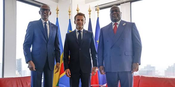 Guerre en RDC : Emmanuel Macron rejette les sanctions précipitées des États-Unis contre le Rwanda