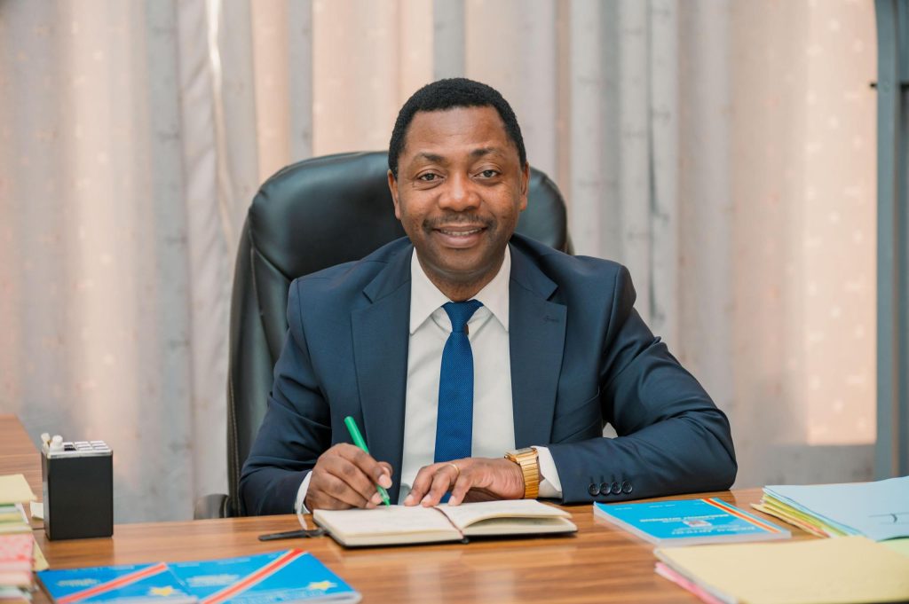 RDC: « Il faut une nouvelle constitution pour développer convenablement le pays » Nicolas Diahoya Mboso