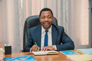 Lire la suite à propos de l’article RDC: « Il faut une nouvelle constitution pour développer convenablement le pays » Nicolas Diahoya Mboso