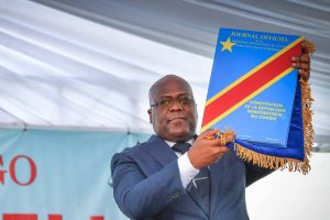 Lire la suite à propos de l’article RDC:  » En 2006, l&rsquo;UDPS avait dit que si elle arrive au pouvoir cette constitution sera changée », Felix Tshisekedi