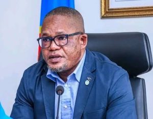 Lire la suite à propos de l’article Peter Kazadi : « Si le peuple le demande par référendum, Tshisekedi acceptera un nouveau mandat »